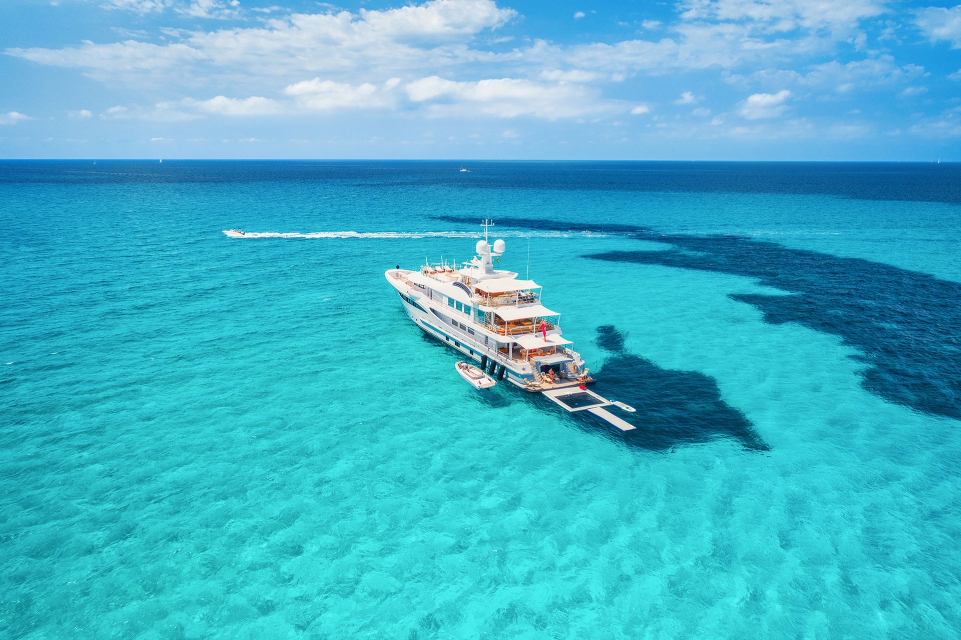 What Is a Yacht Deckhand Roles and Responsibilities at Sea Seven Seas Recruitment